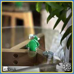 Милі хамелеони з кукурудзяного пластику: Магніт/Брелок | 42Druk