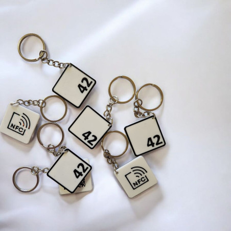 NFC Брелок: Стильне Рішення для Бізнесу та Подій | 42Druk