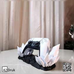 Підставка "Кристали" для геймпада PS5 | 42Druk