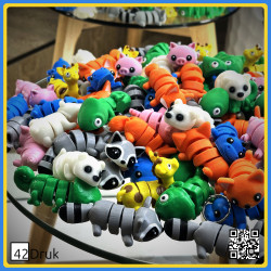 Милі хамелеони з кукурудзяного пластику | 42Druk